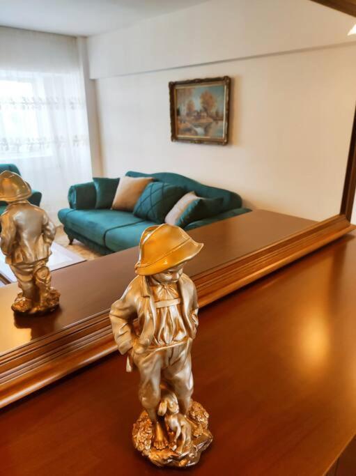 L'Imerald Ultra-Central Apartment-Artesian Fountains View Bucharest Luaran gambar